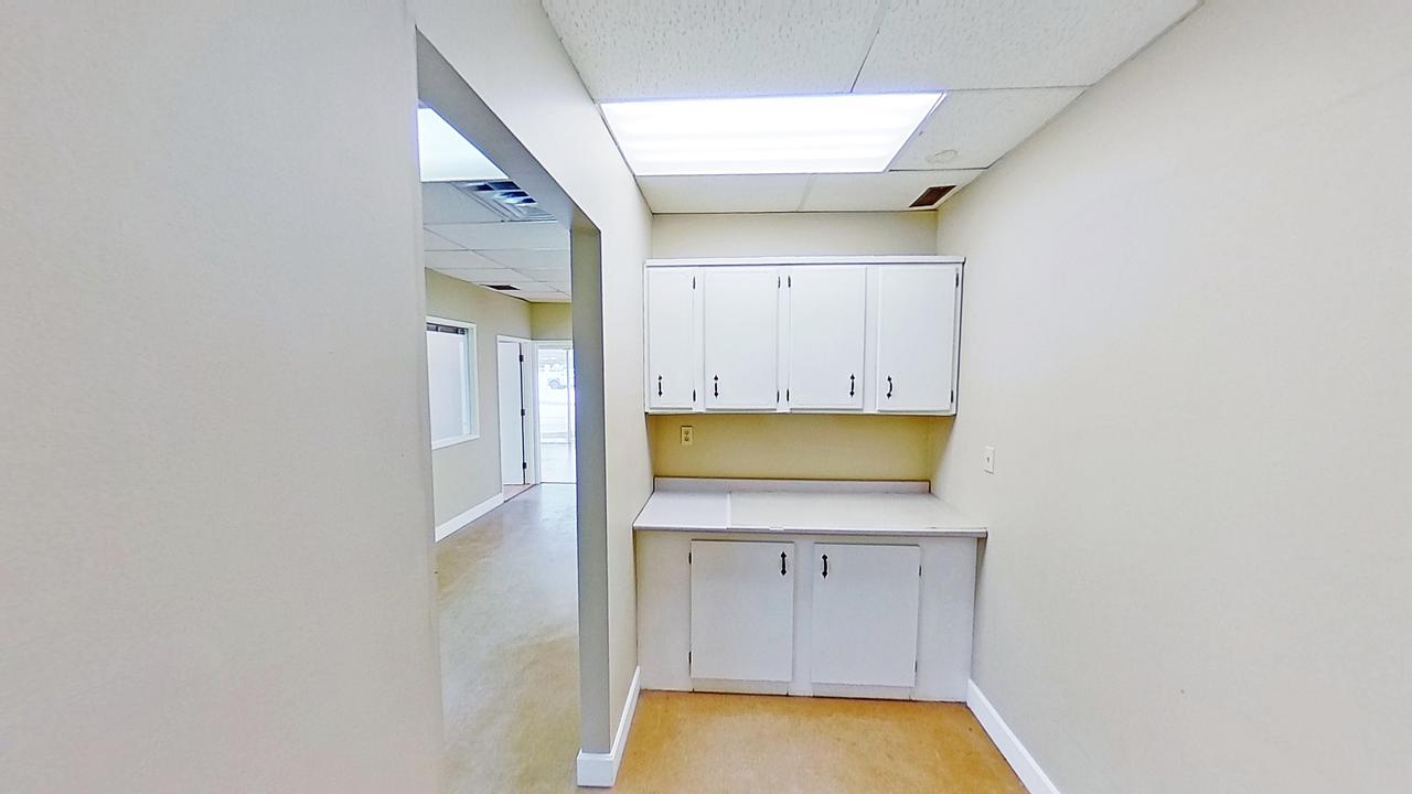 101 - 3424 27 Street Northeast, Calgary, AB