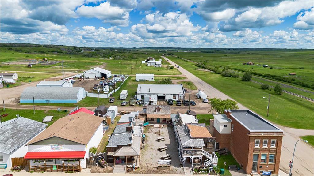 44 Main Street East, Big Valley, AB