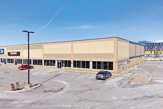 3020 Hawthorne Road, Ottawa, ON
