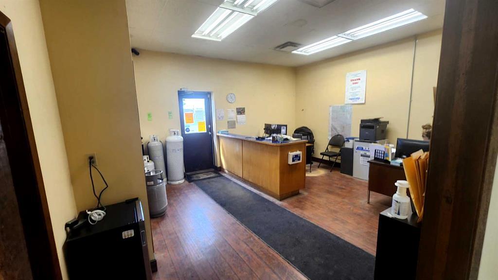 6709 Golden West Avenue, Red Deer, AB