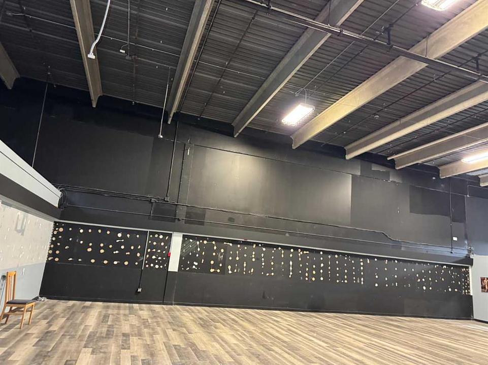 6 - 1411 33 Street Northeast, Calgary, AB
