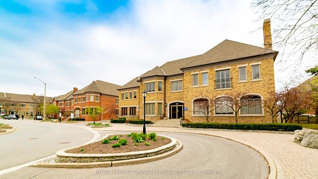 55 Village Centre Place, Mississauga, ON