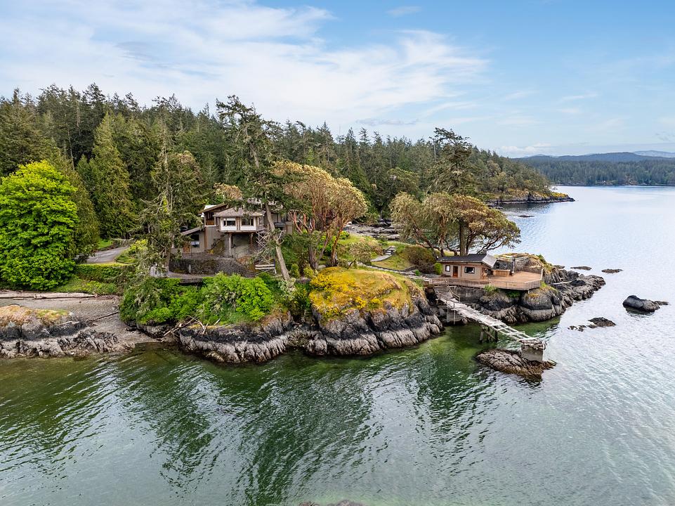 1424 Gillespie Road, Sooke, BC