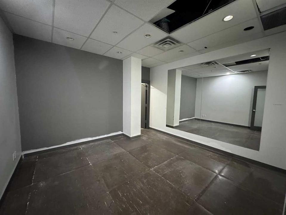16 - 2500 4 Street Southwest, Calgary, AB