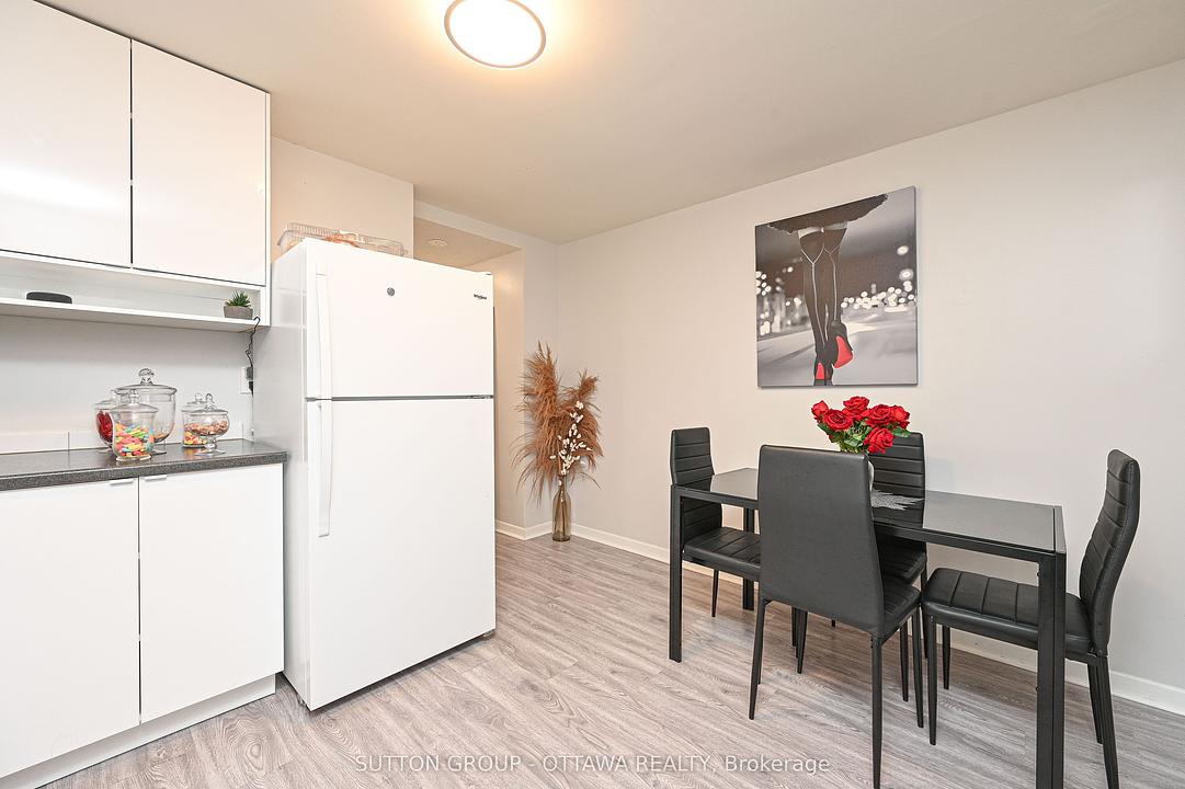 156 Dagmar Avenue, Ottawa, ON