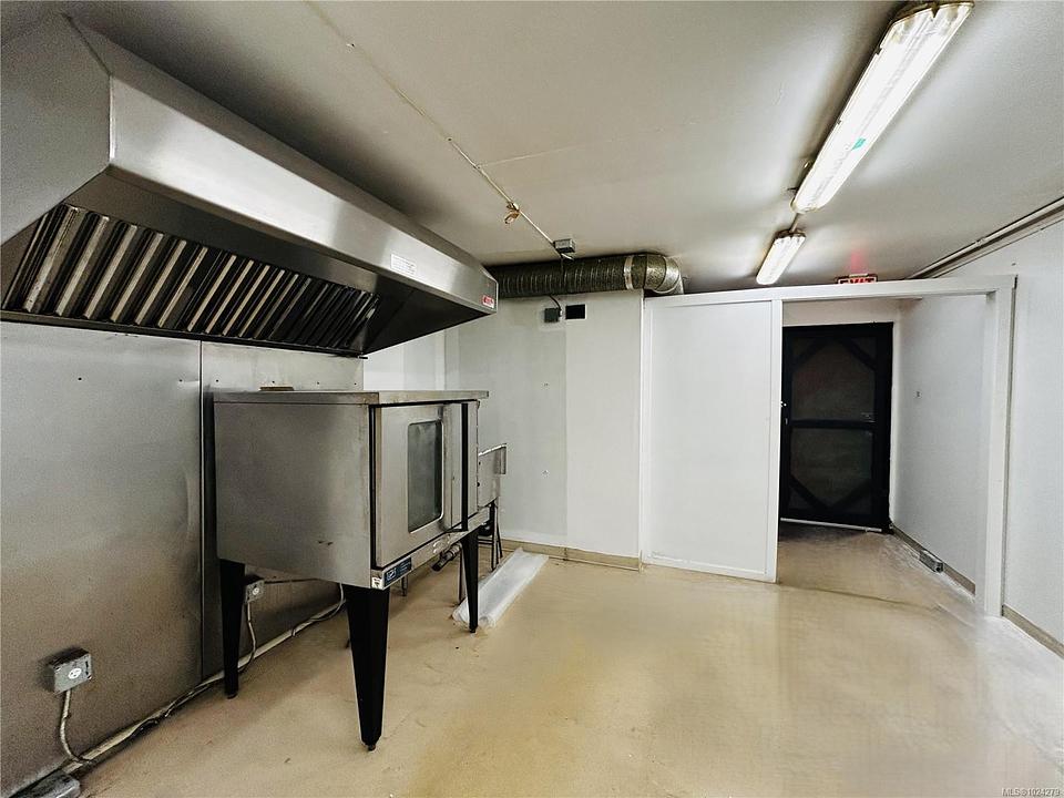 #9 - 313 Cook Street, Victoria, BC