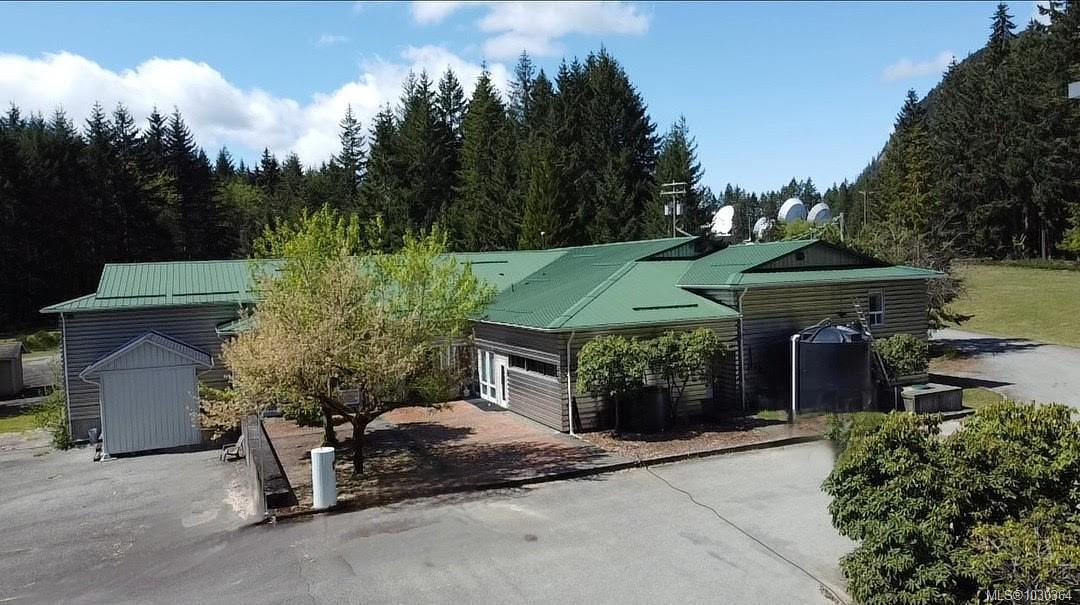 8801 Youbou Road, Cowichan Valley I, BC