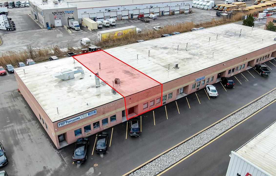 3 - 8060 Lawson Rd, Milton, ON