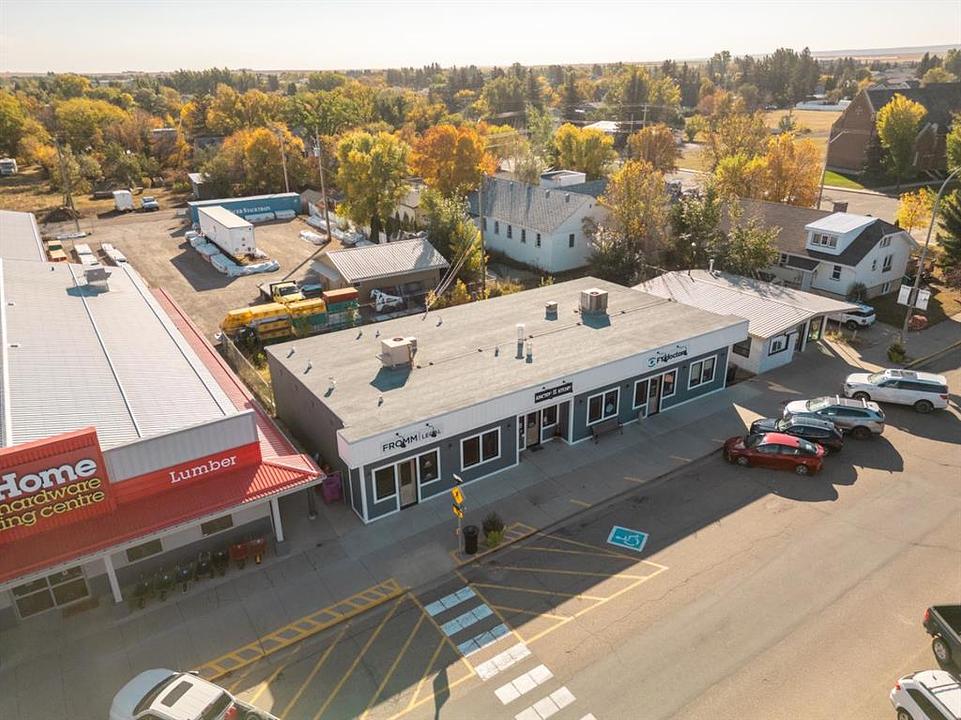 19 Broadway Street North, Raymond, AB