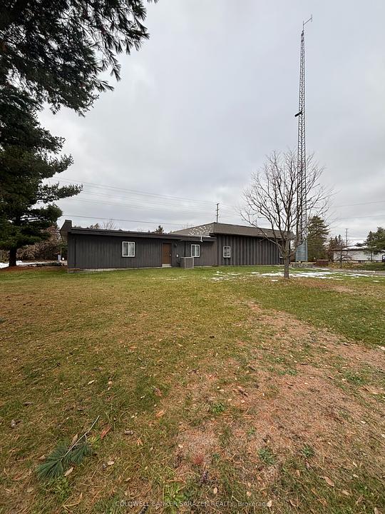7010 Parkway Road, Ottawa, ON