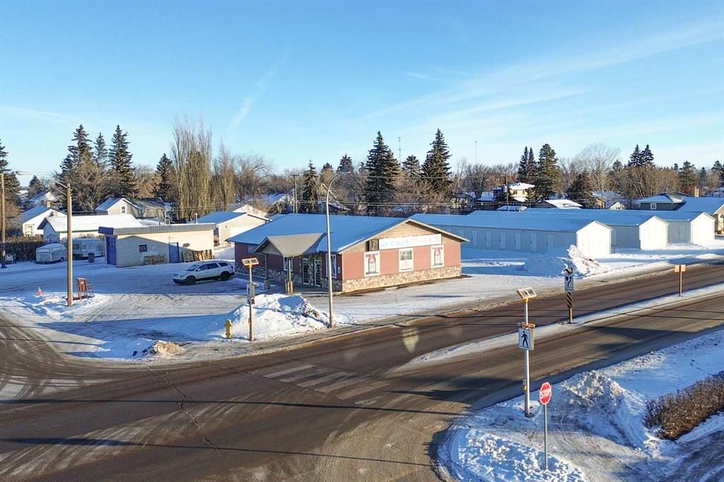 5922 50 Avenue, Stettler, AB