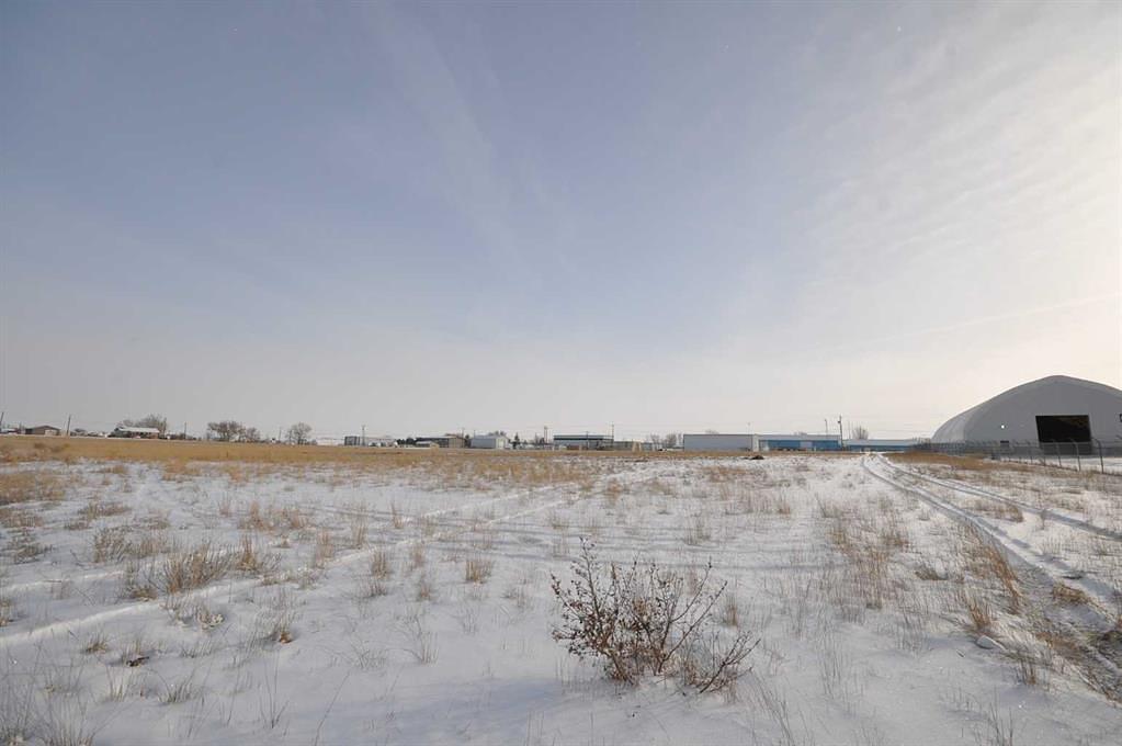 647 2nd Avenue, Cypress County, AB