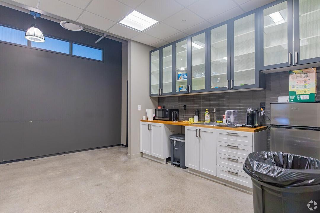 105 - 125 Commerce Valley Drive West, Markham, ON
