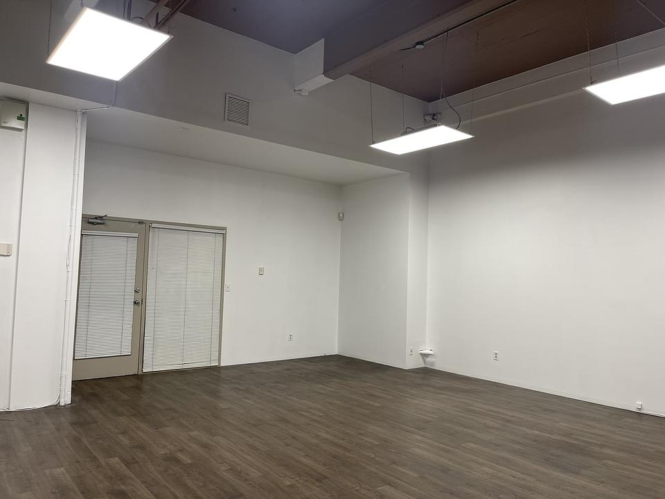 202 - 910 Richards Street, Vancouver, BC