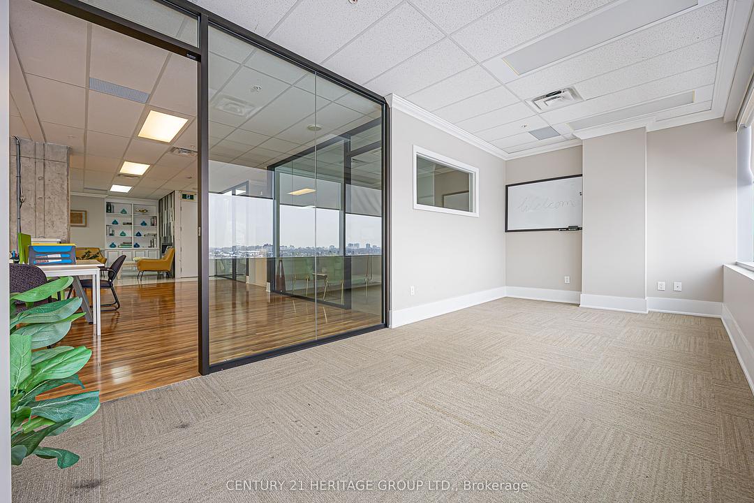 810-811 - 7191 Yonge Street, Markham, ON