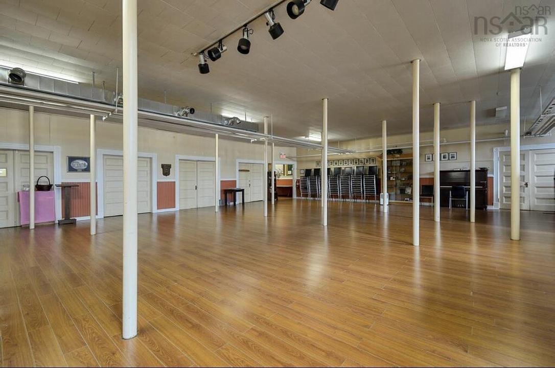 270 Commercial Street, Glace Bay, NS