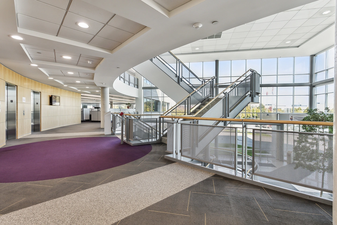 00300 - 5985 Explorer Drive, Mississauga, ON