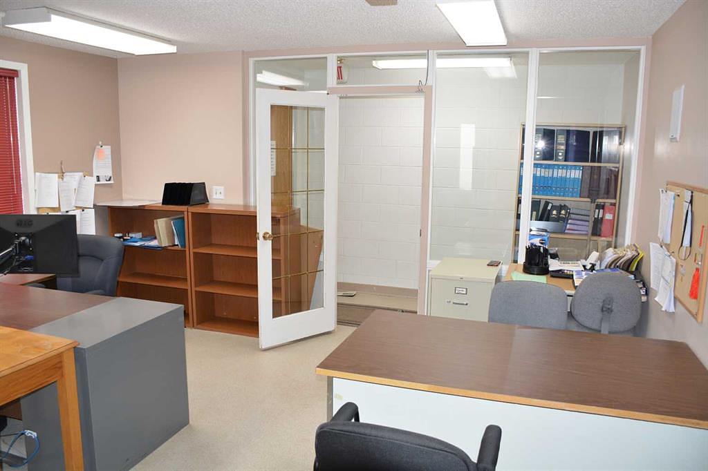 9910 97 Avenue, Peace River, AB