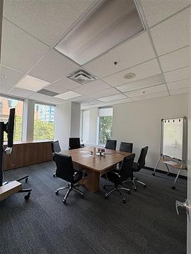 605-123 Edward Street, Toronto, ON