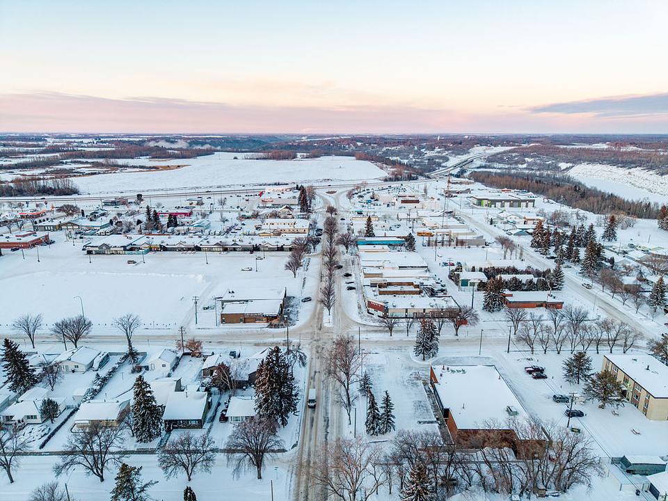34 Athabasca Avenue, Devon, AB