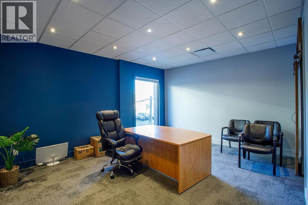 200 - 1455 Ellis Street, Kelowna, BC
