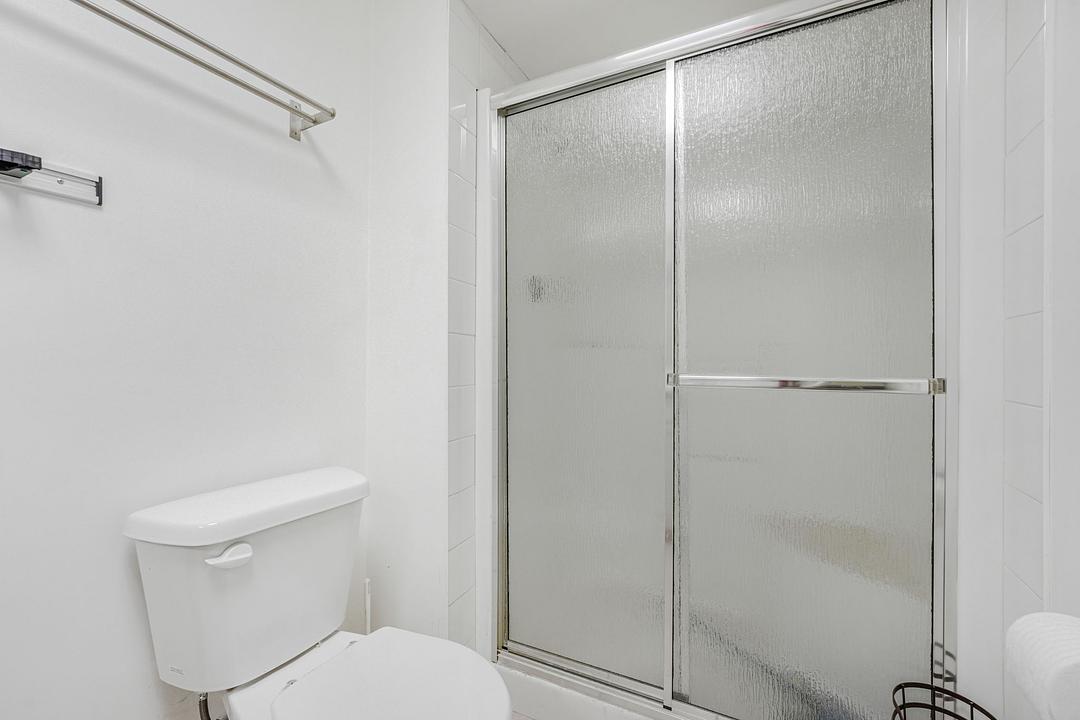 20408 107 Avenue Northwest, Edmonton, AB