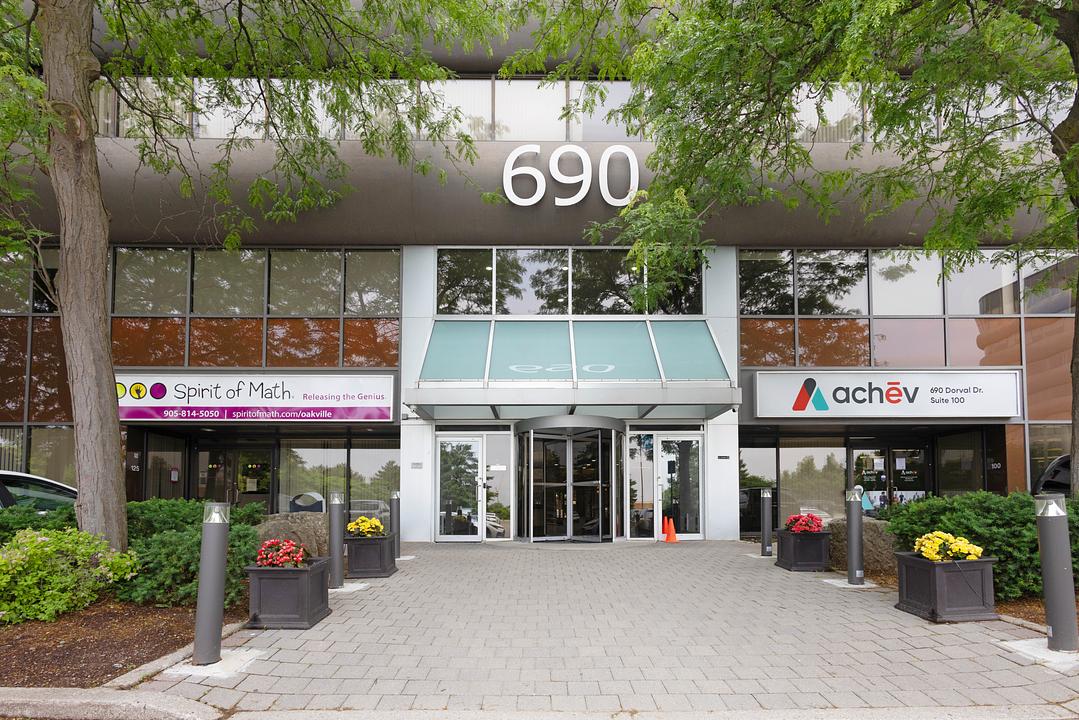 500 - 690 Dorval Dr, Oakville, ON
