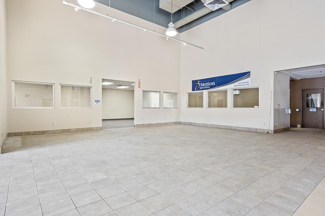 200A - 3020 Hawthorne Road, Ottawa, ON