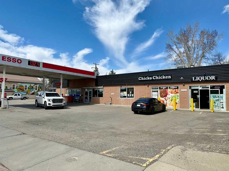 3 - 50 Elizabeth Street, Okotoks, AB