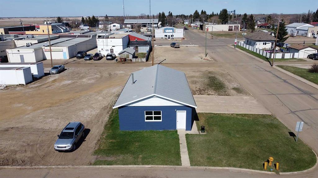 5038 49 Street, Daysland, AB