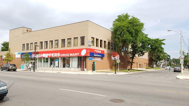 2494 Danforth Avenue, Toronto, ON
