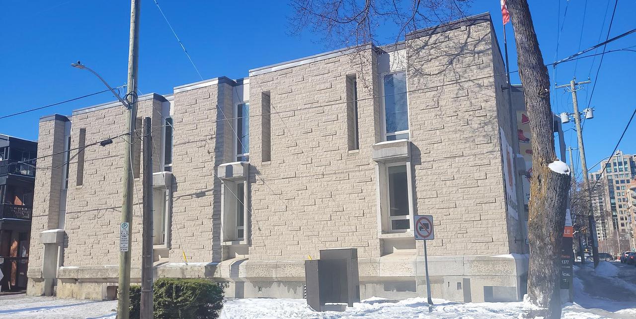 330 Kent Street, Ottawa, ON