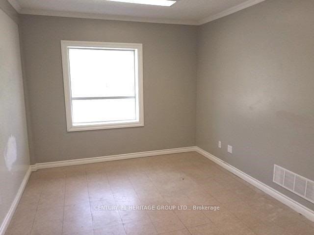 14685 Woodbine Avenue, Gormley, ON