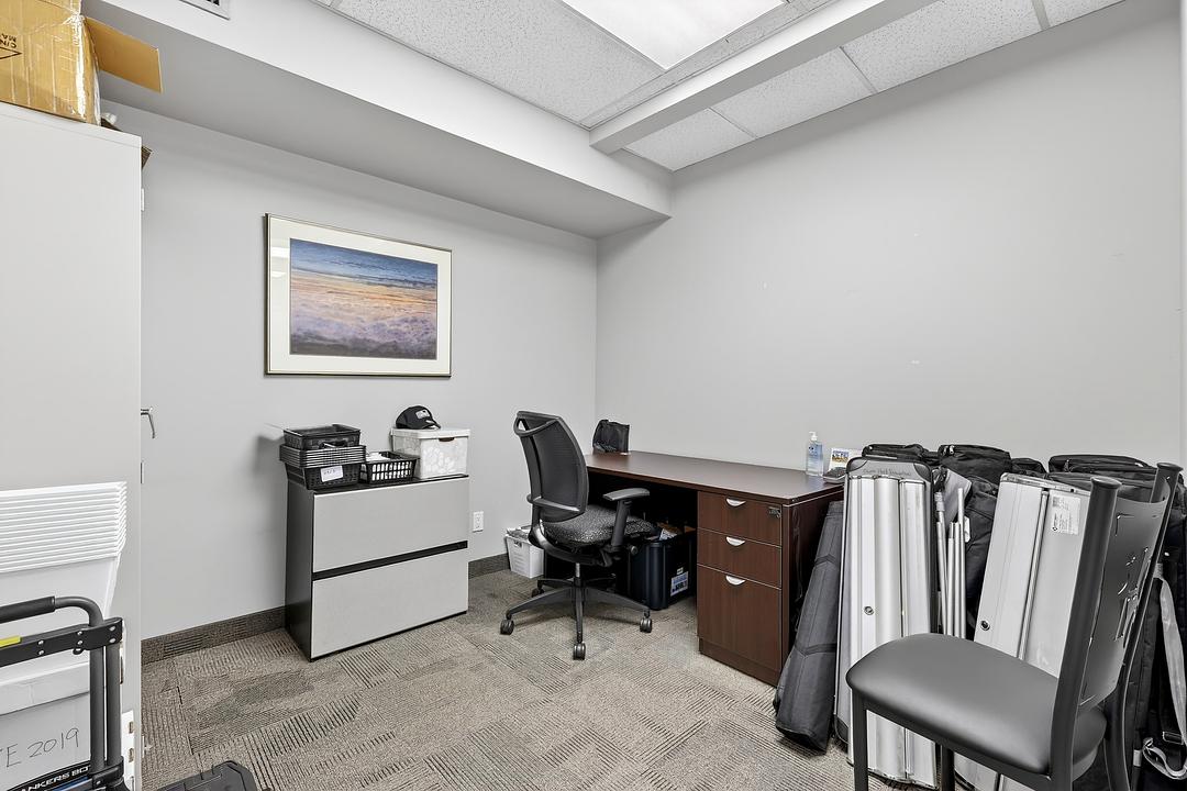 900 - 2424 4 Street Southwest, Calgary, AB