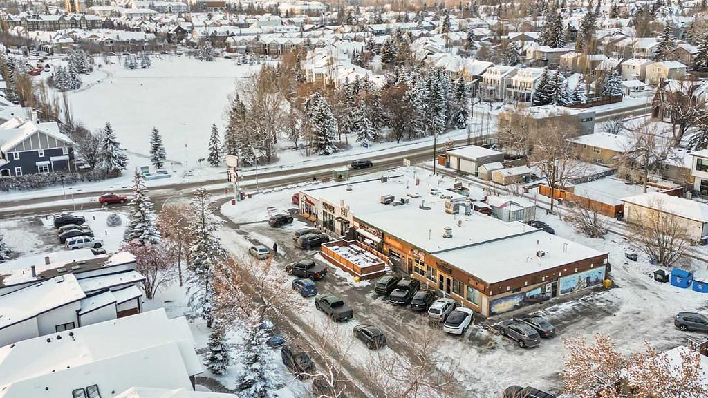 2040 42 Avenue Southwest, Calgary, AB
