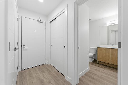 3360 16 Street Southwest, Calgary, AB