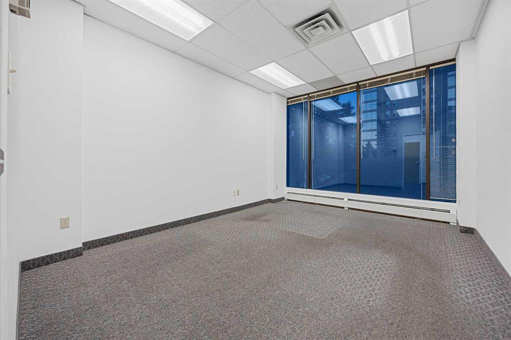 204 - 4603 Varsity Drive Northwest, Calgary, AB