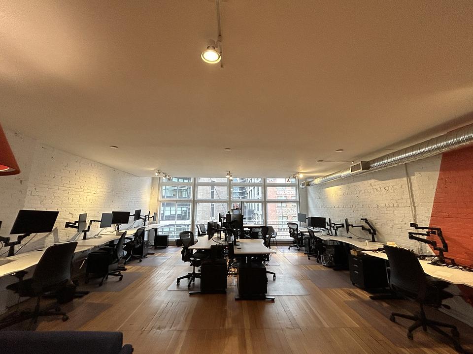 400 - 112 West Hastings Street, Vancouver, BC
