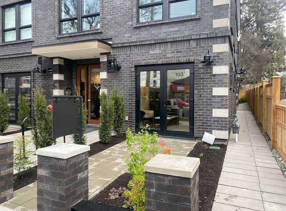 103 - 1015 Cook Street, Victoria, BC