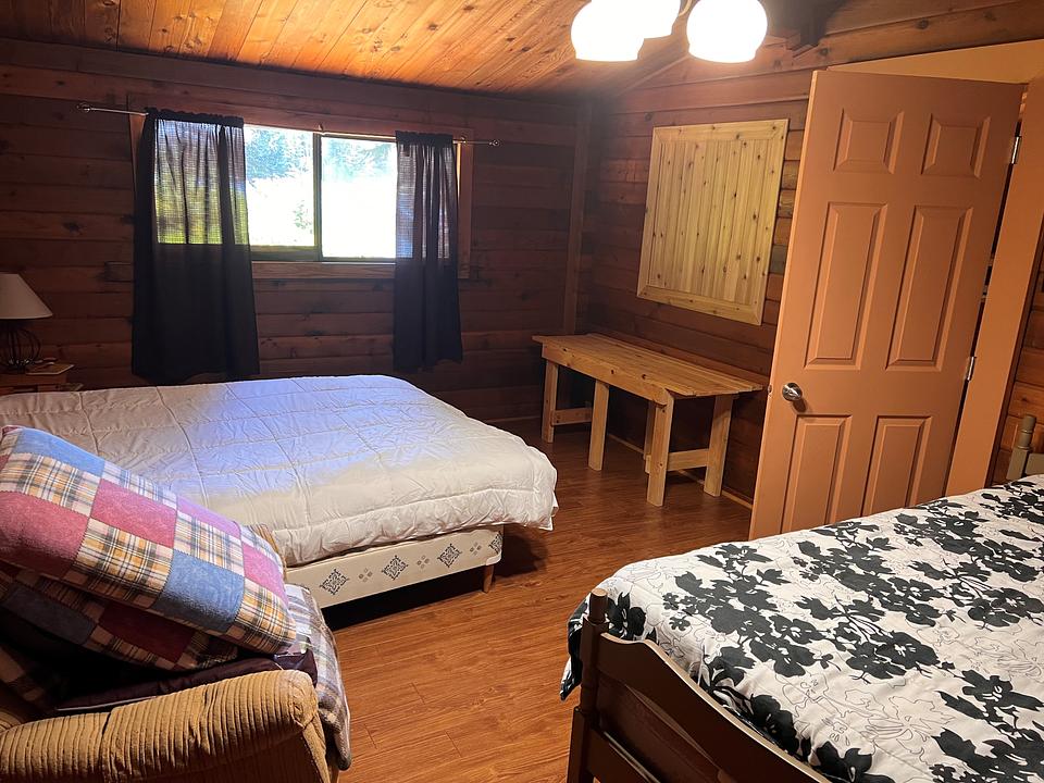 983 Peninsula Road, Ucluelet, BC