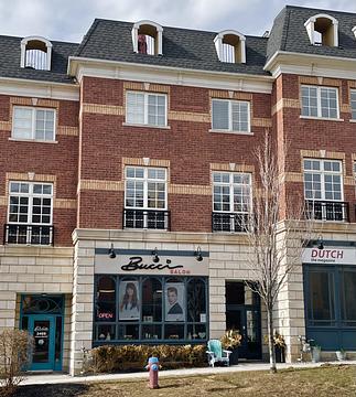 2467 Lakeshore Road West, Oakville, ON