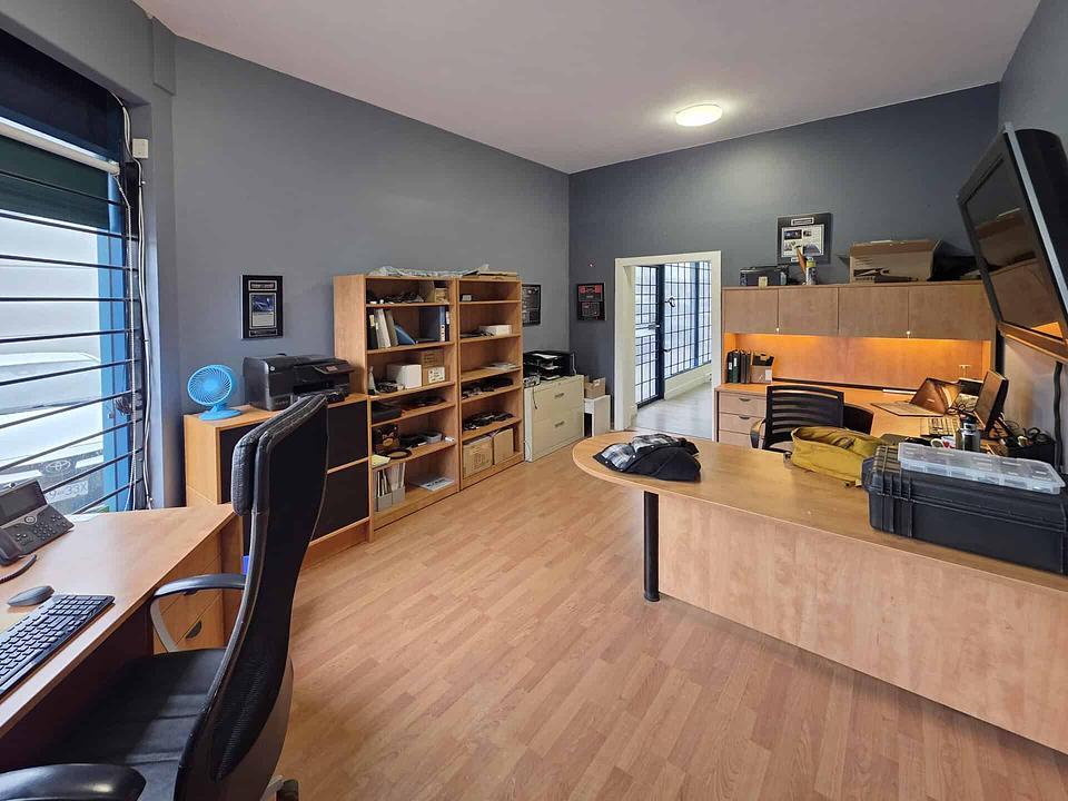 110 & 120 - 11120 Bridgeport Road, Richmond, BC