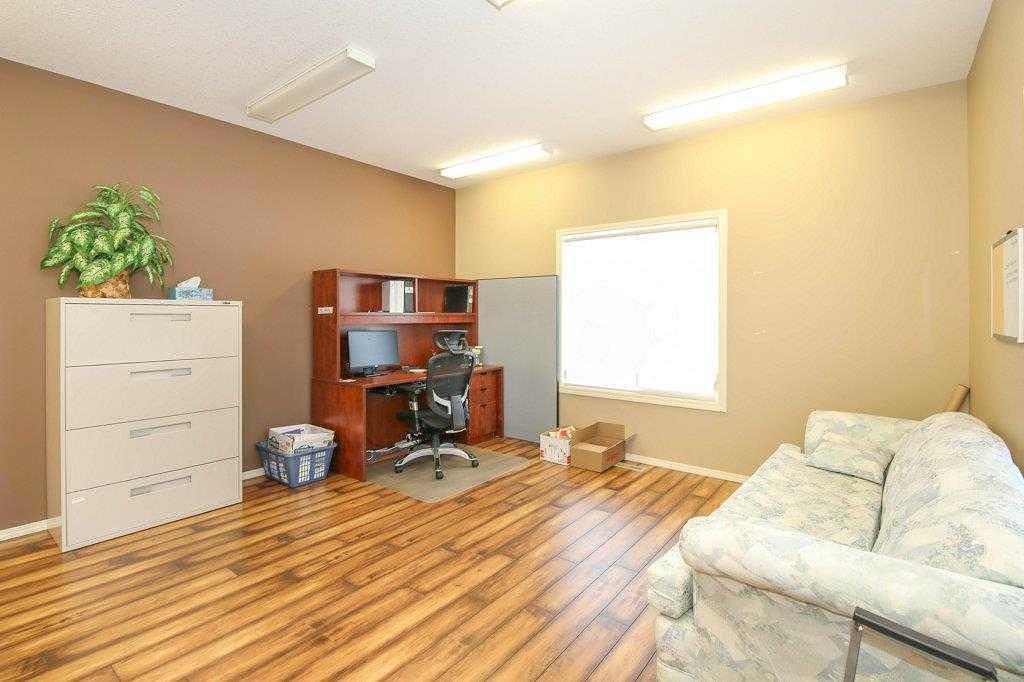 49A Avenue, Bentley, AB