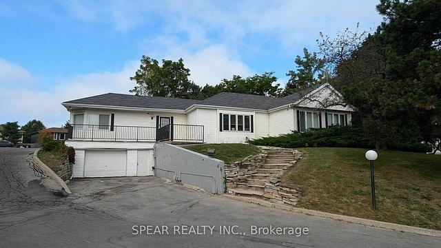 229 Main Street South, Brampton, ON