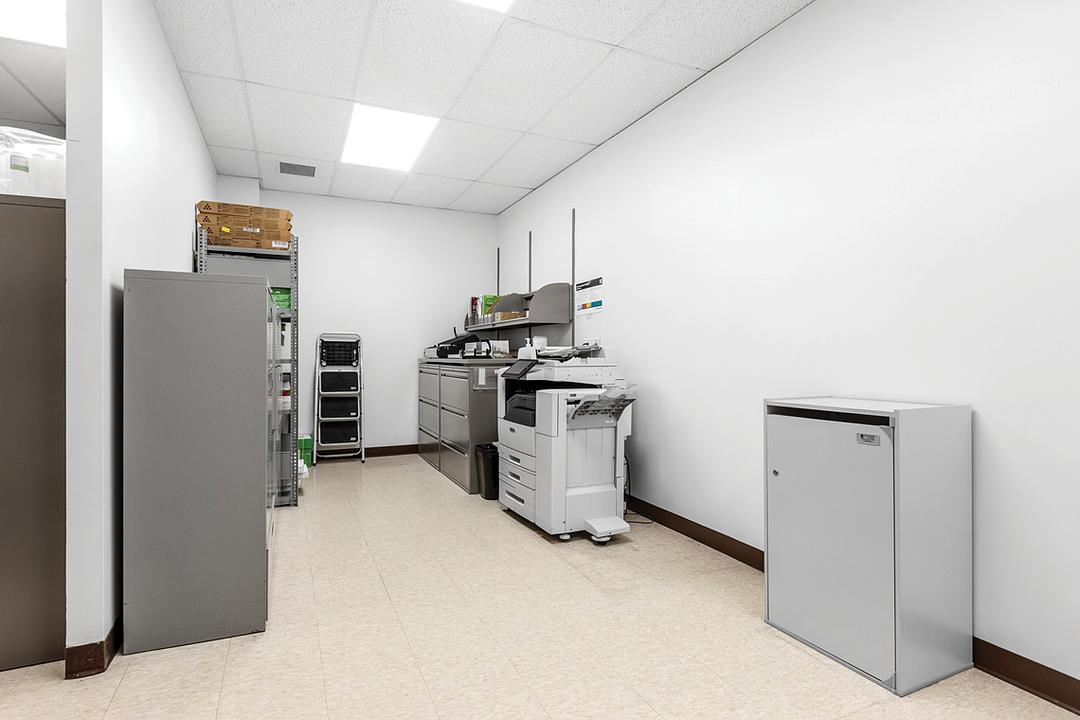 300 - 179 Colonnade Road, Ottawa, ON