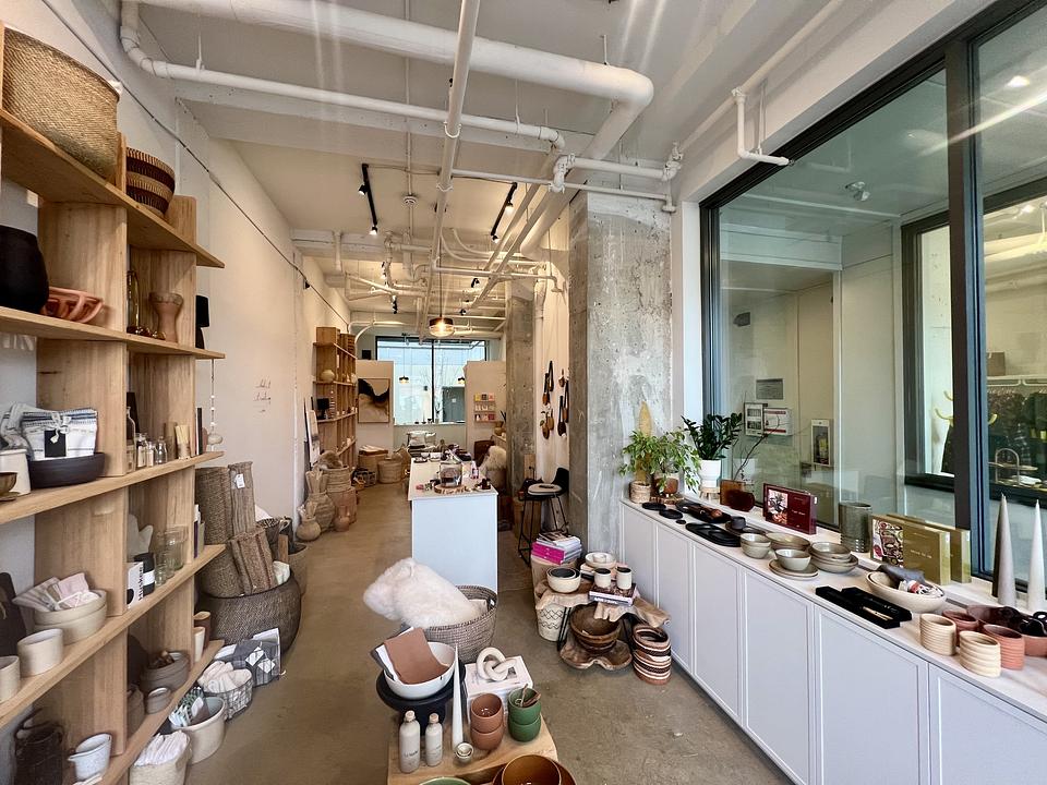 752 East Broadway, Vancouver, BC