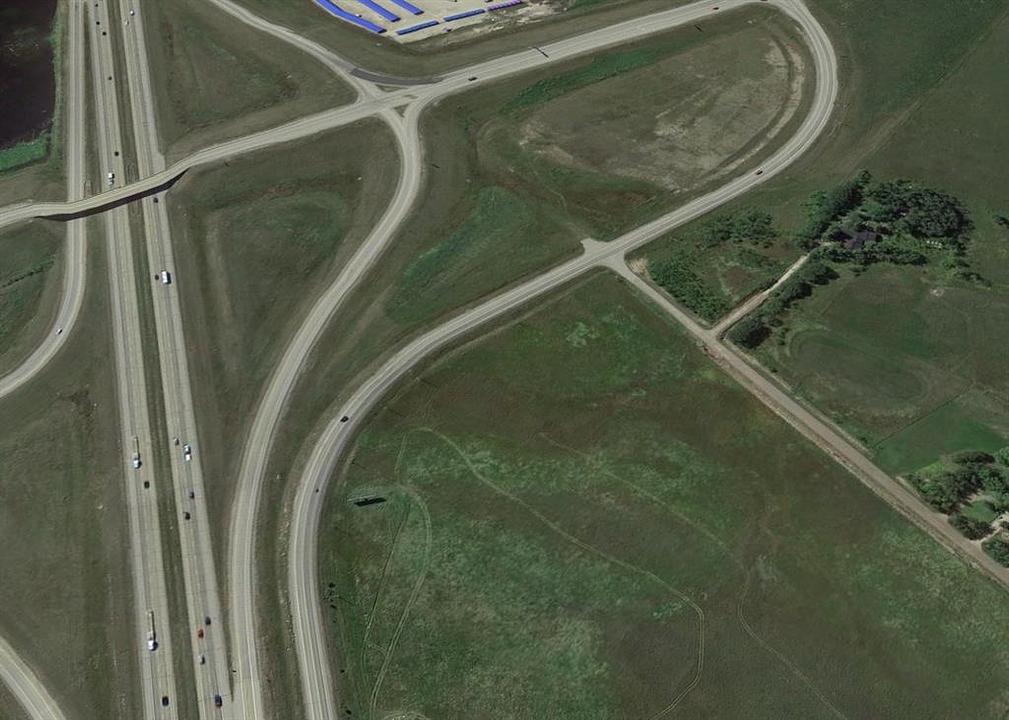 5601 Woodland Road, Innisfail, AB