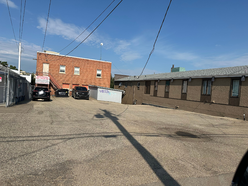 5011 50 Street, Stony Plain, AB