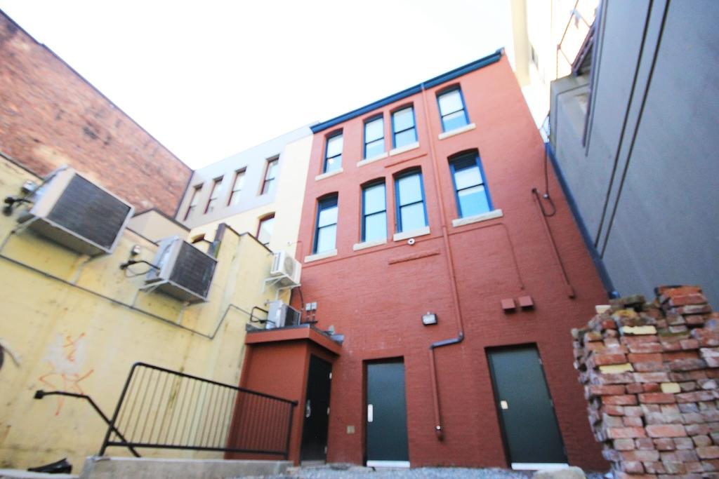 77 E Hastings St, Vancouver, BC