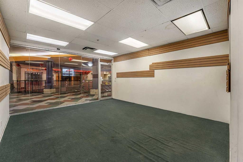 246 - 328 Centre Street South, Calgary, AB